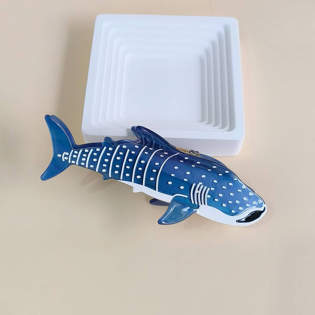 OCEAN WHALE SHELL FISH SEASHELL HAIR CLAW CLIPS_CWAHA0550