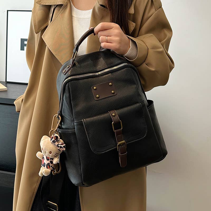 Retro large-capacity leather commuter backpack