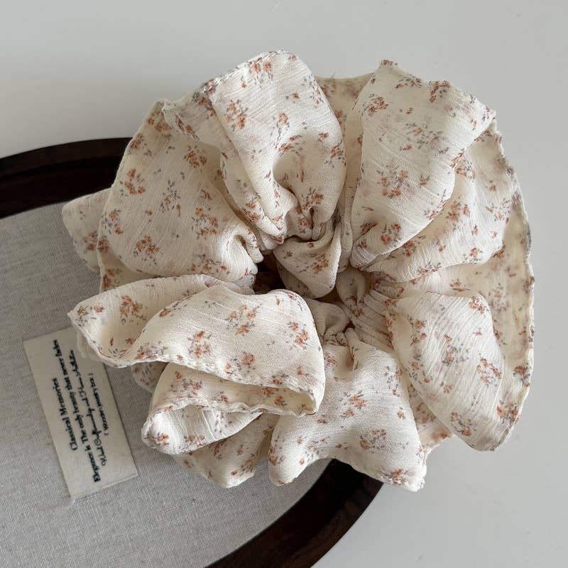 Atmospheric double-layered flower bud hair ring