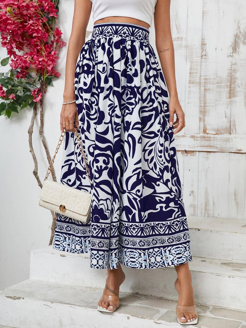 High-waisted blue white porcelain printed skirt