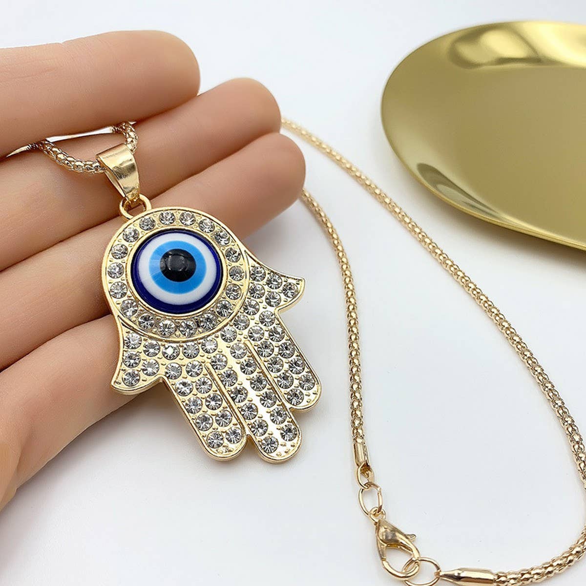DEVIL'S EYE DIAMOND PENDANT NECKLACE