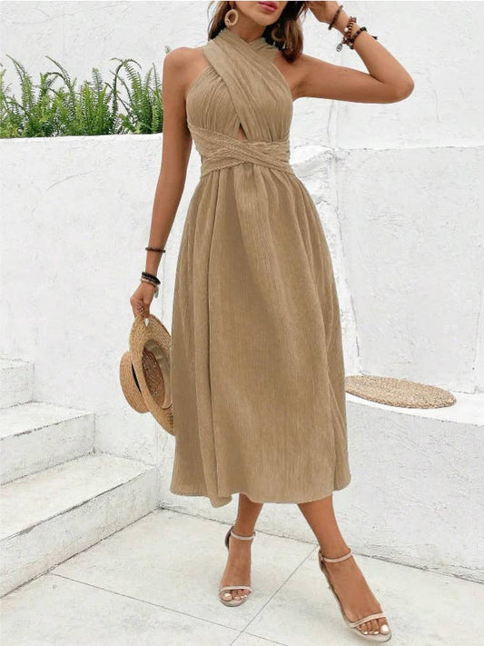 Solid color cross-lace dress with halter halter