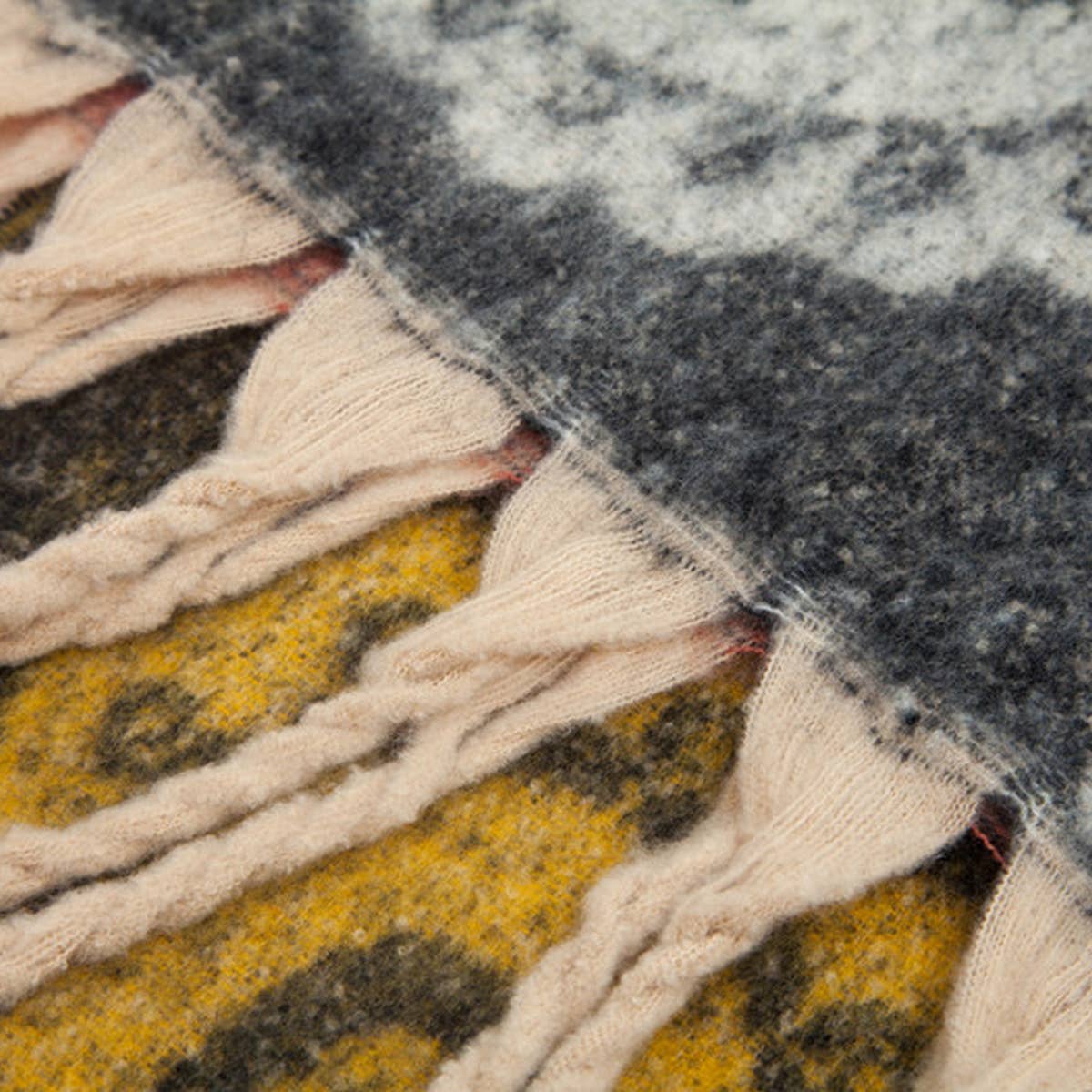 Paisley Jacquard Scarf ??Thick Fringe Winter Shawl_CWASC0857