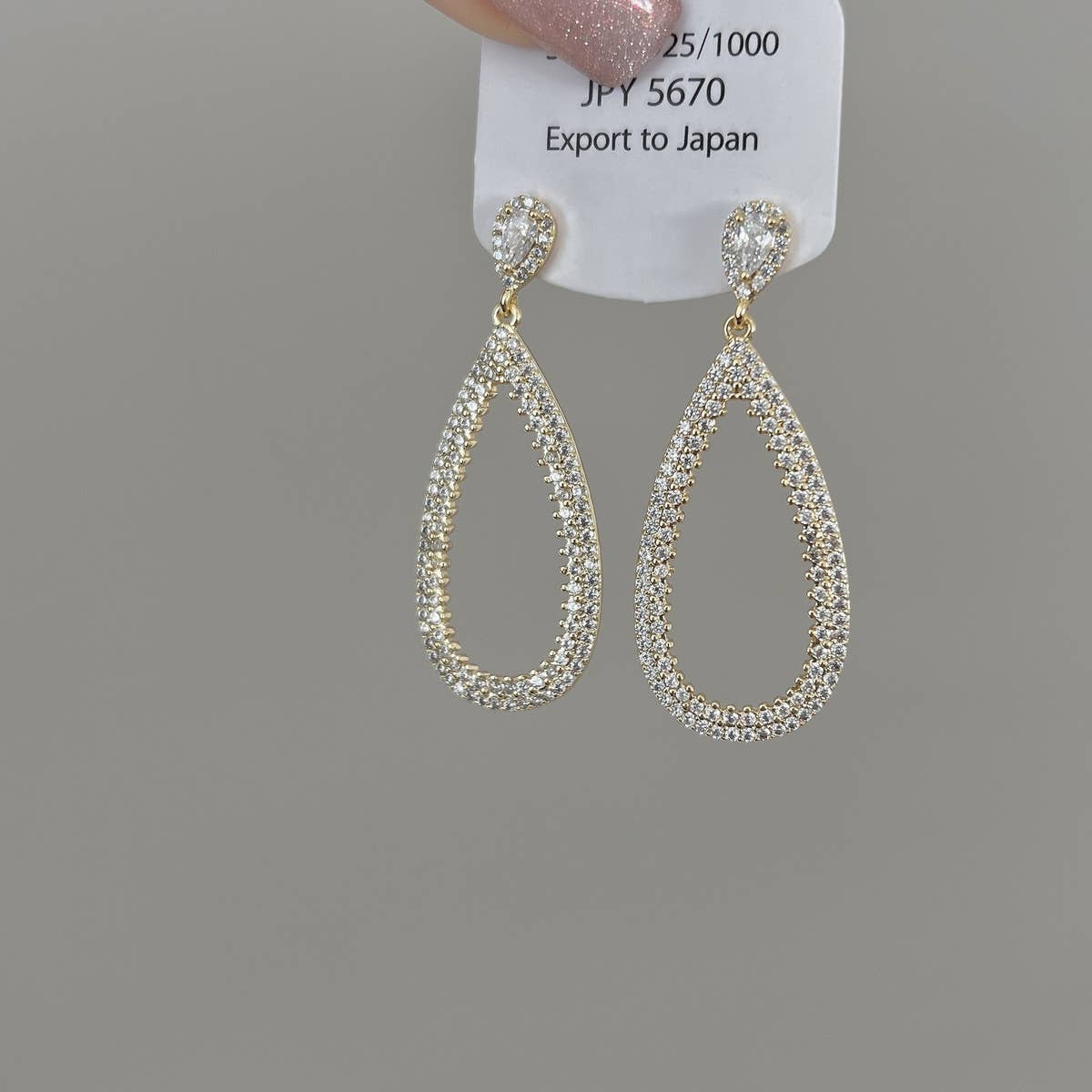 LIGHT LUXURY OVAL PENDANT EARRINGS