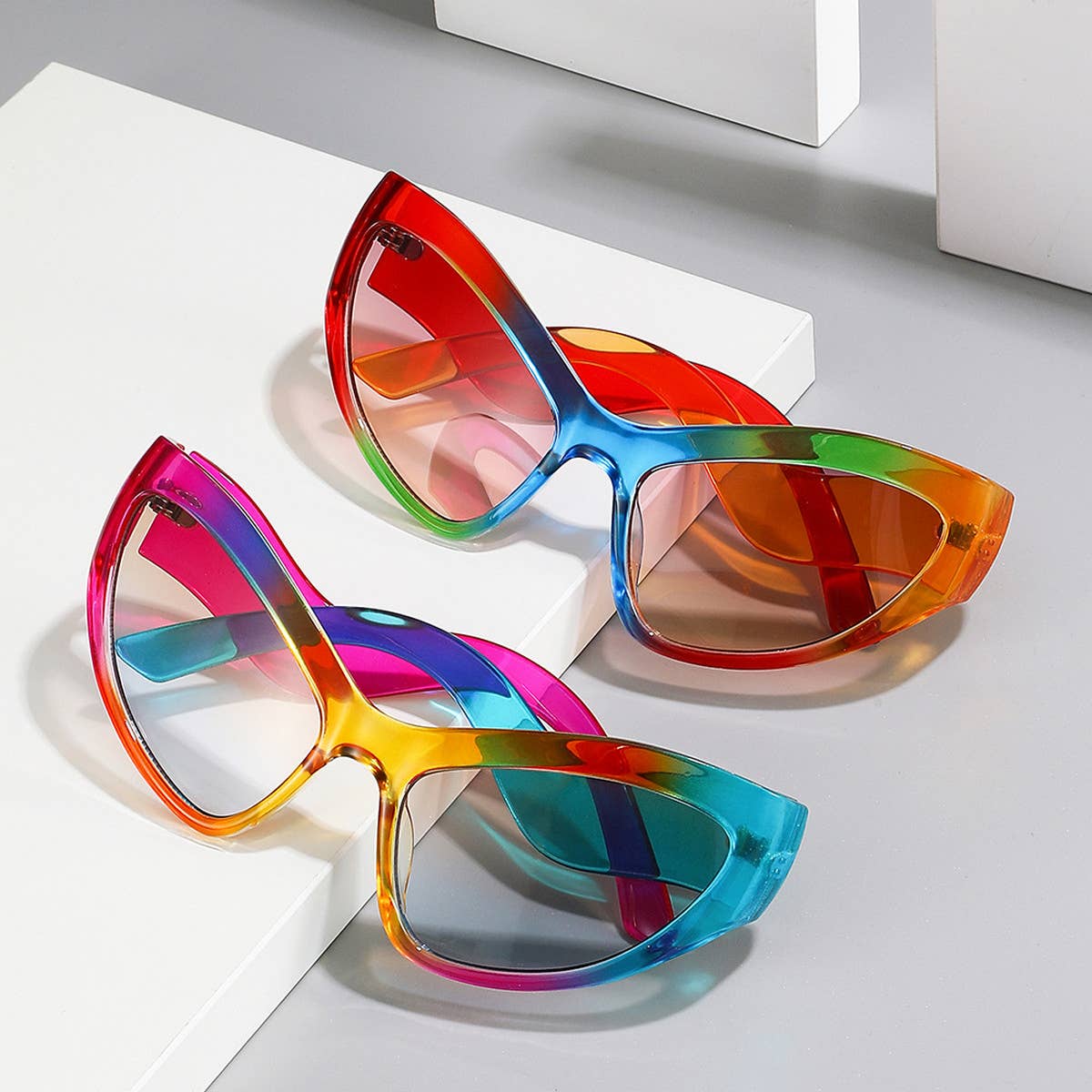 NEW CAT EYE RAINBOW SUNGLASSES