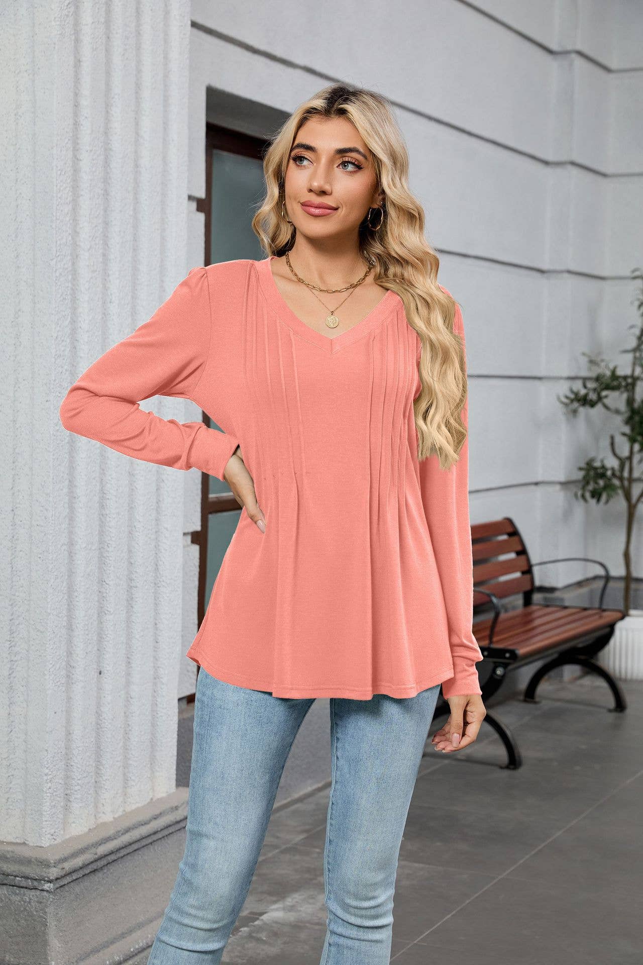 Solid-color V-neck striped long-sleeved T-shirt_CWTBLL00924