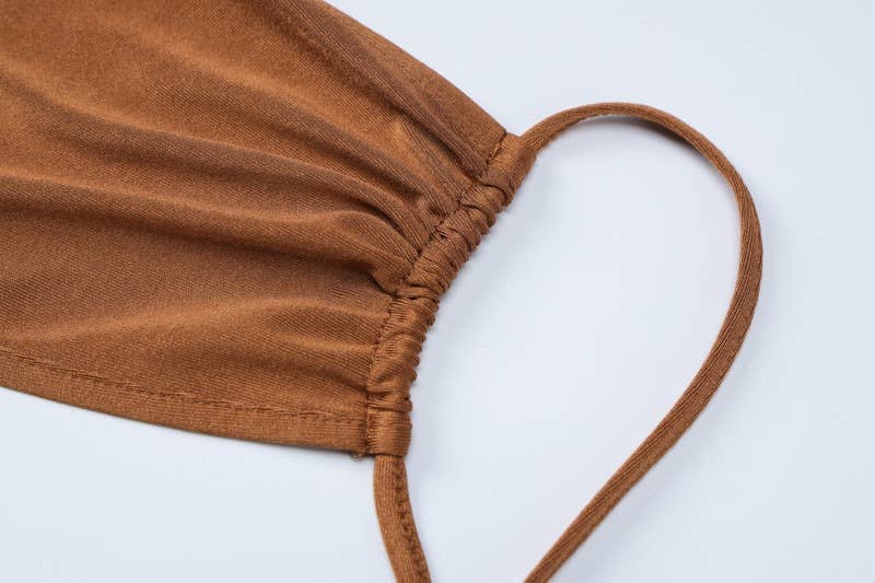 Long strapless dress that covers the hips