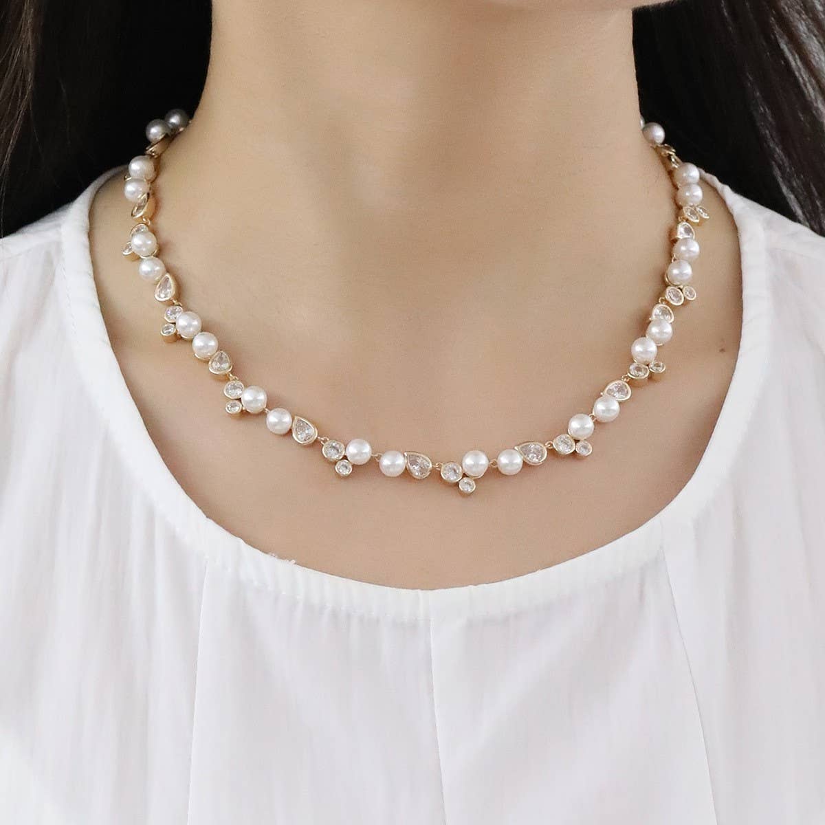TEMPERAMENT GLASS PEARL NECKLACE EARRINGS SET