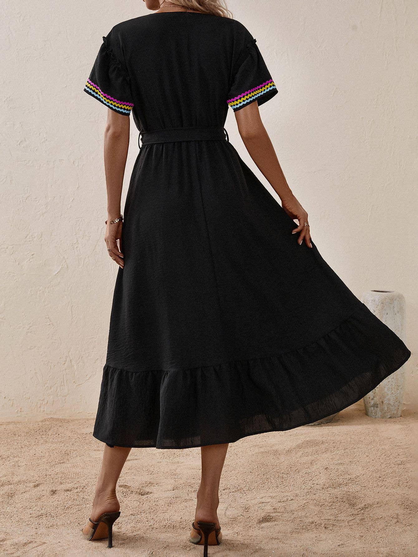 V-neck short sleeve lace-up mid-length dress