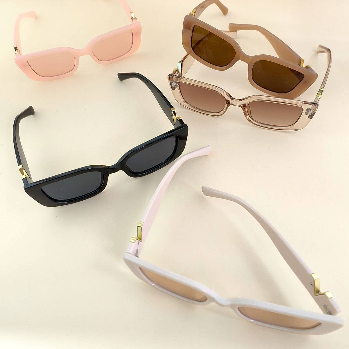 WIDE FRAME CAT EYE FASHION SUNGLASSES