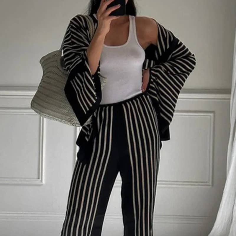 Striped cardigan design stylish crew-neck shirt