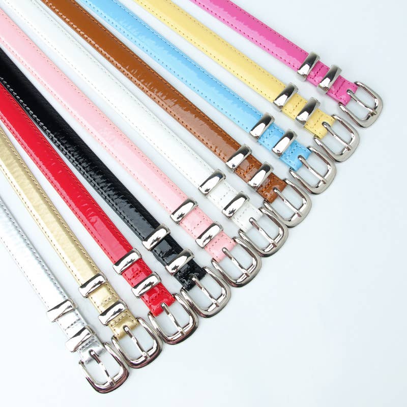 Simple and stylish belt with dopamine decoration