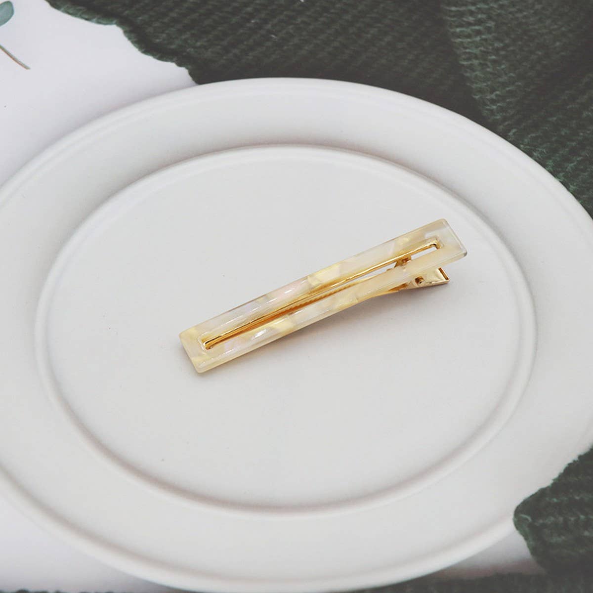 Acetate Hollow Square Hair Clip, Duckbill Bang Pin_CWAHA2624