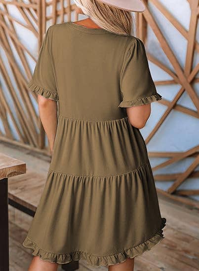 V-neck short-sleeved black eared pocket dress
