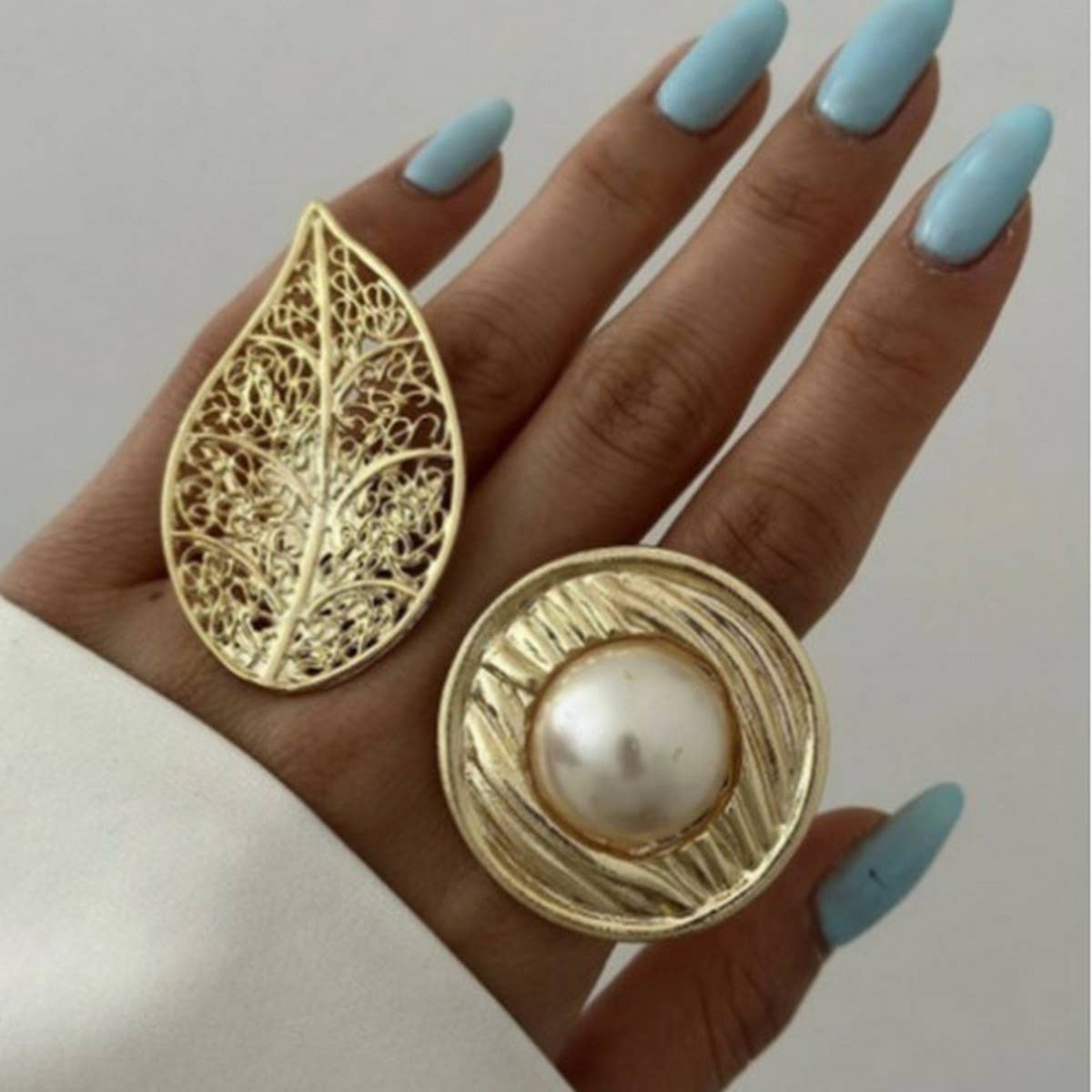 IRREGULAR GEOMETRIC HOLLOW WINDING ALLOY RING