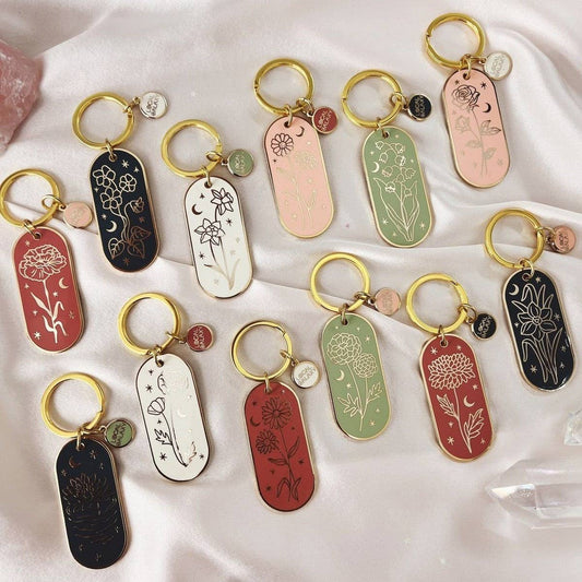 Botanical Enamel Keychain with Birth Flower_CWMM9838