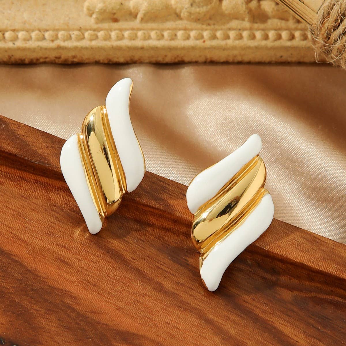 COLORFUL OIL DROP ANGEL WINGS TEXTURE EARRINGS