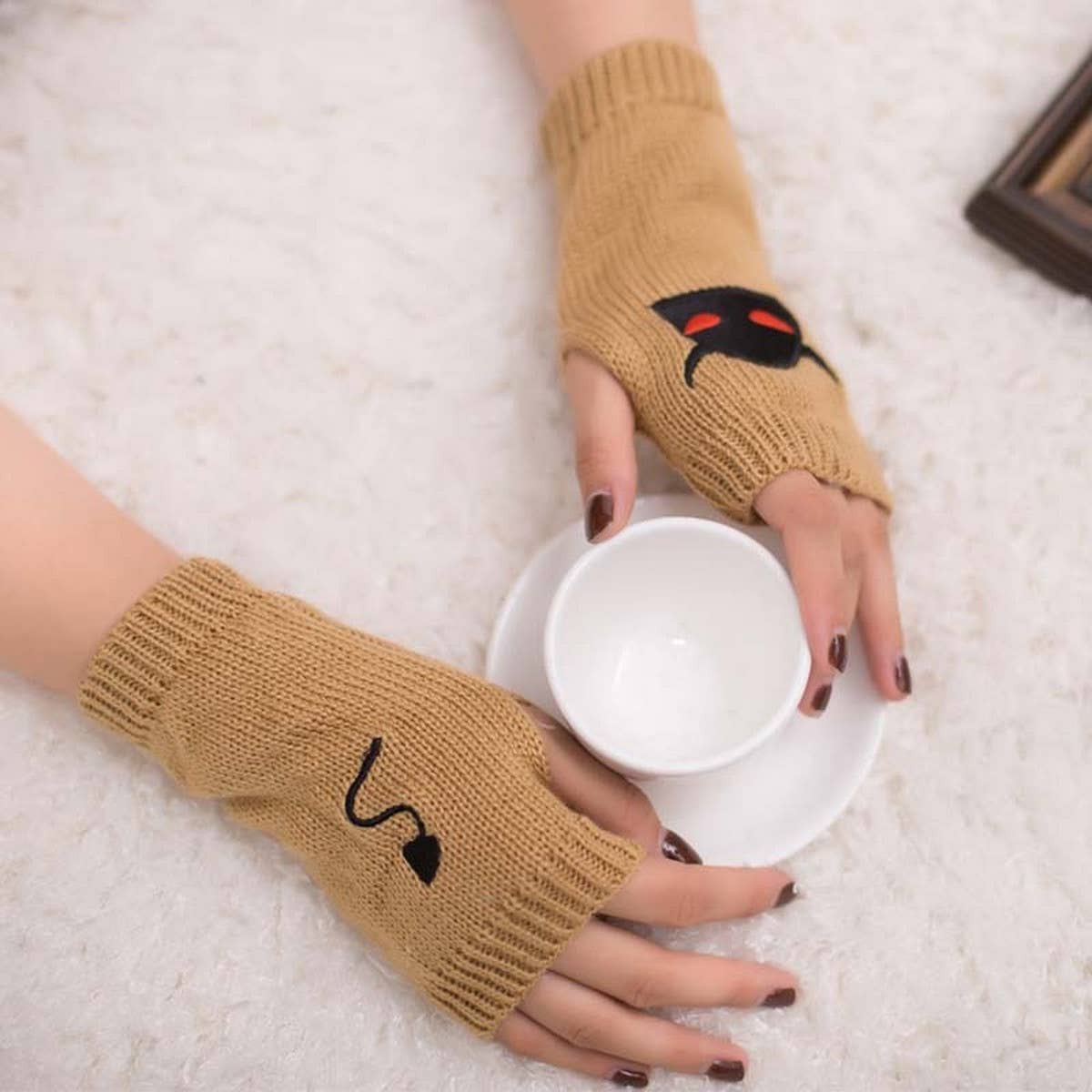 CWAG00532_HALLOWEEN EMBROIDERED FINGERLESS GLOVES