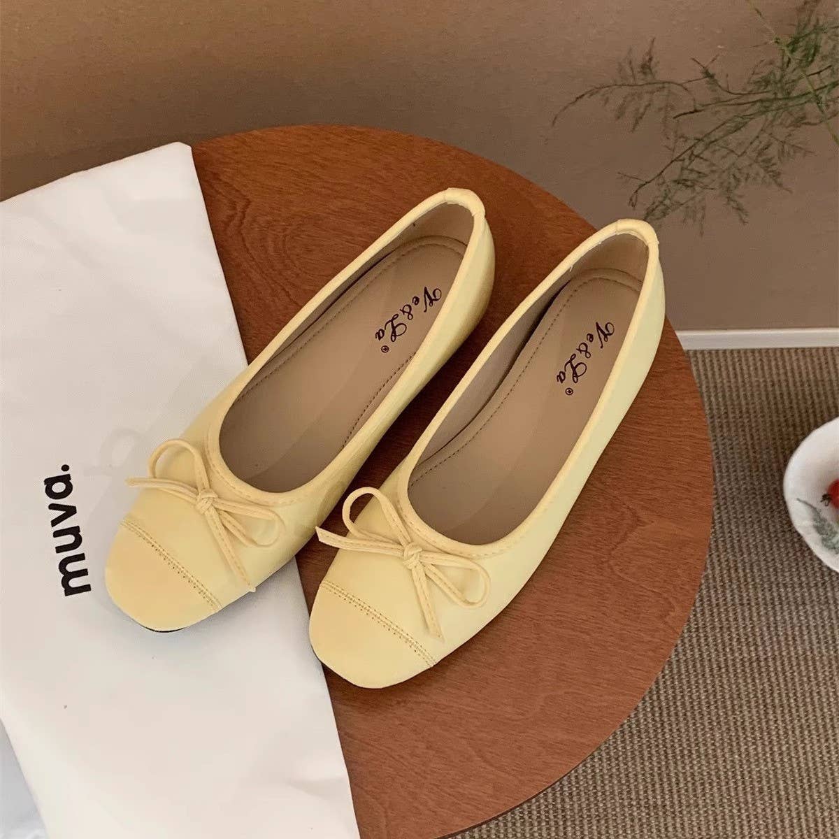 Red Wedge Round Toe Slip-On Ballet Flats_CWSHF0125