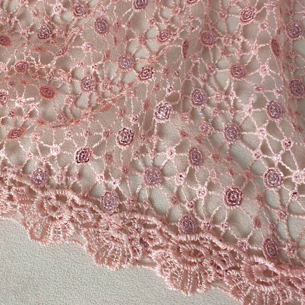 WEAR AN EMBROIDERED EVENING CAPE