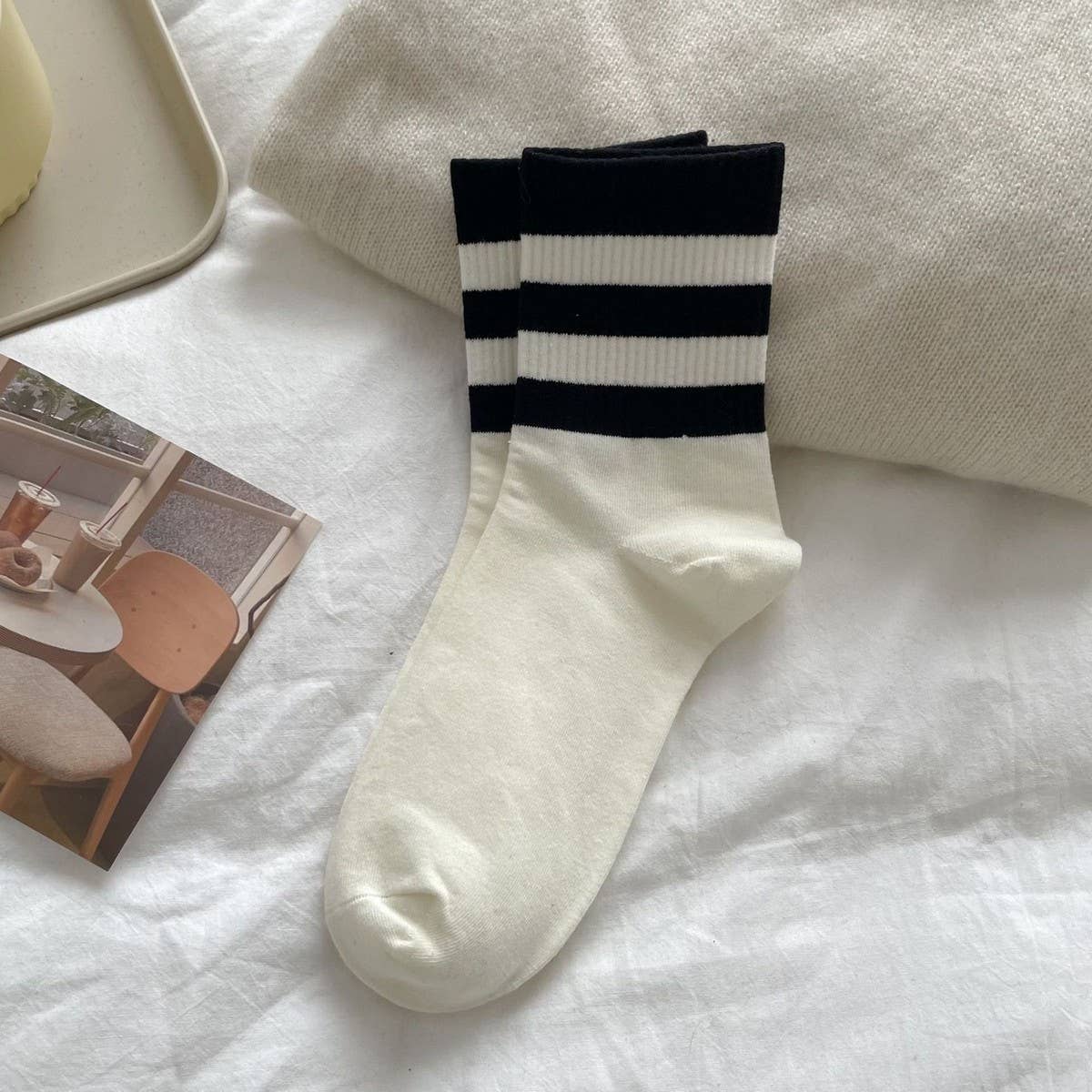 AUTUMN AND WINTER CONTRAST COLOR DOUBLE BAR SOCKS_CWMS0908