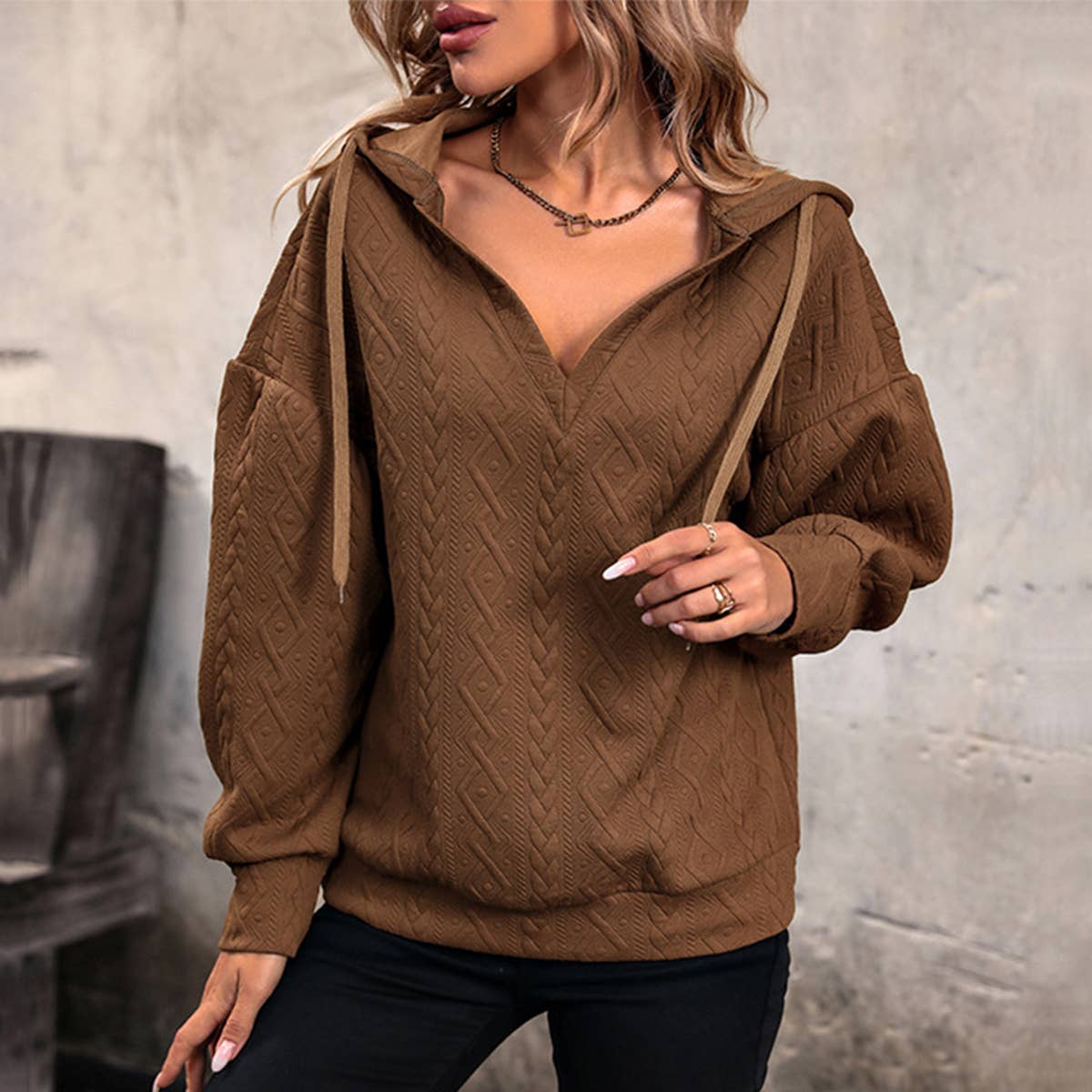 SOLID COLOR KNITTED LONG HOODIE