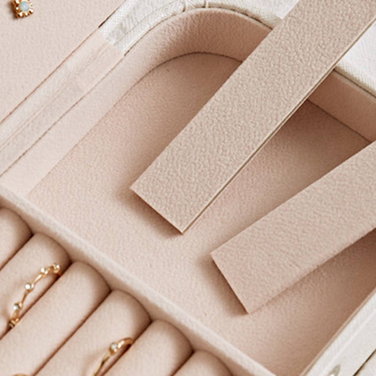 PORTABLE NECKLACE RING EARRING STORAGE BOX_CWMM1677