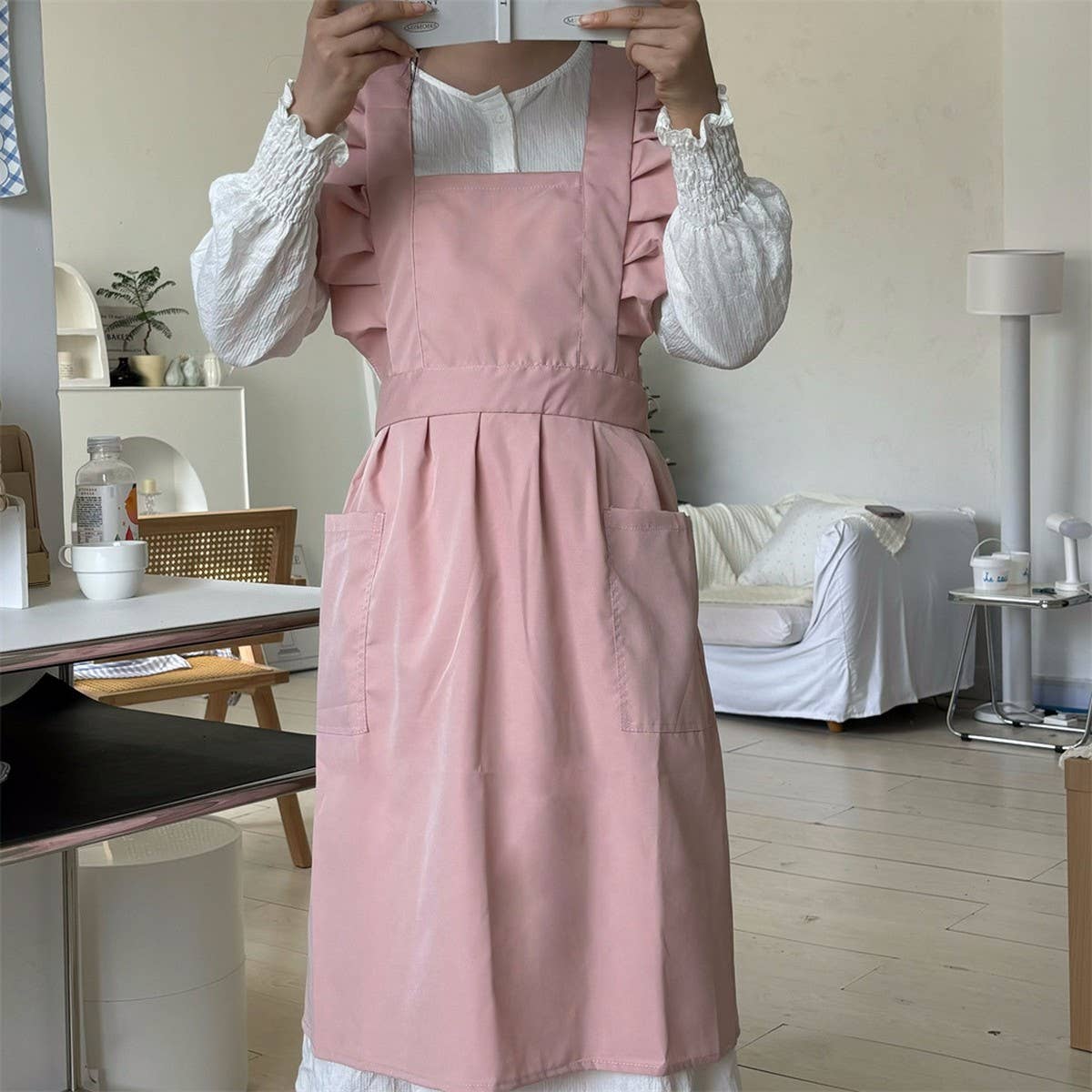 WATERPROOF AND OIL-PROOF OXFORD RUFFLED CROSS APRON