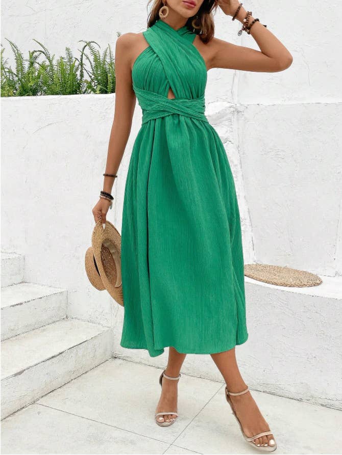Solid color cross-lace dress with halter halter