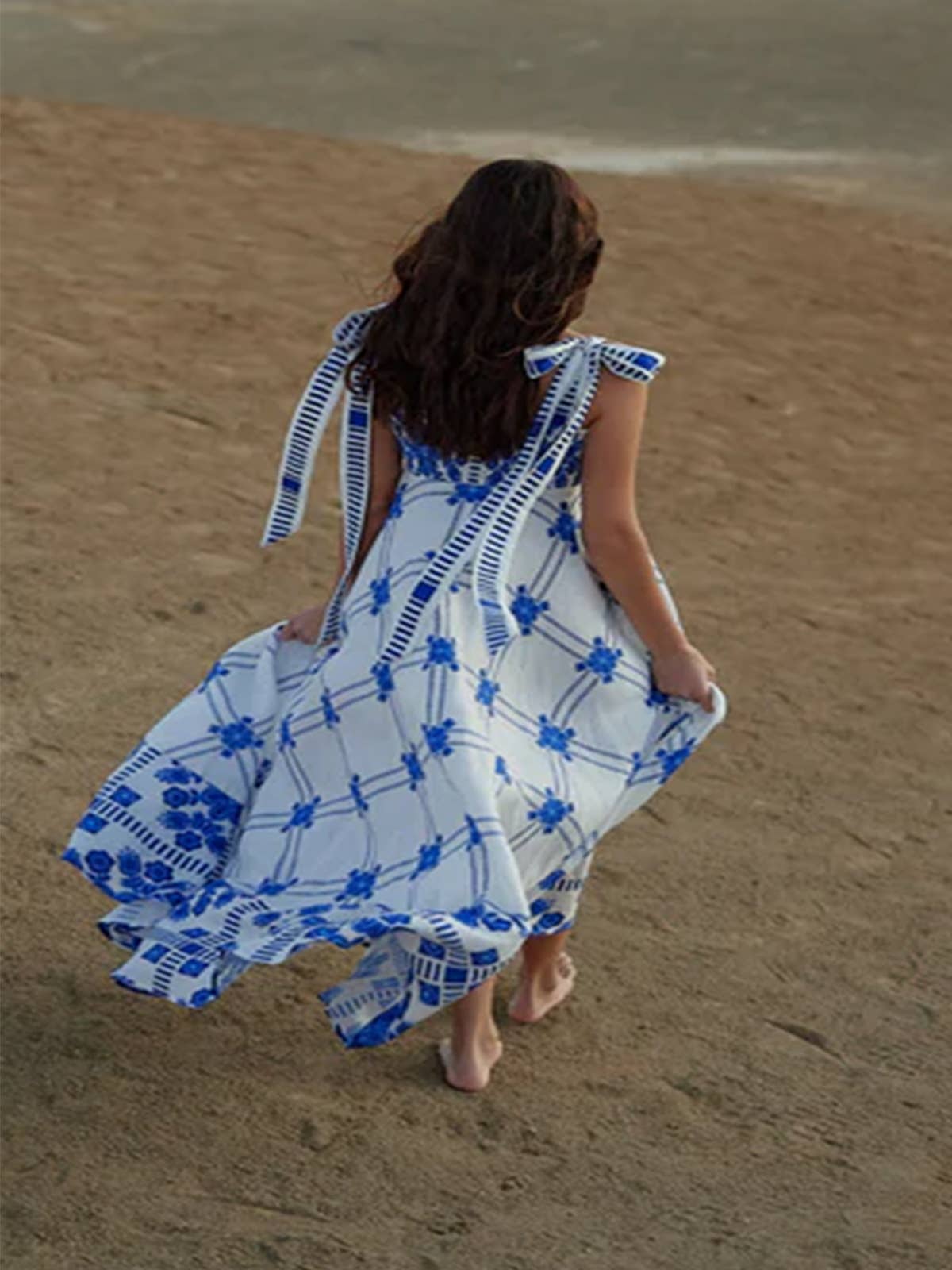 Holiday halter halter sleeveless printed dress