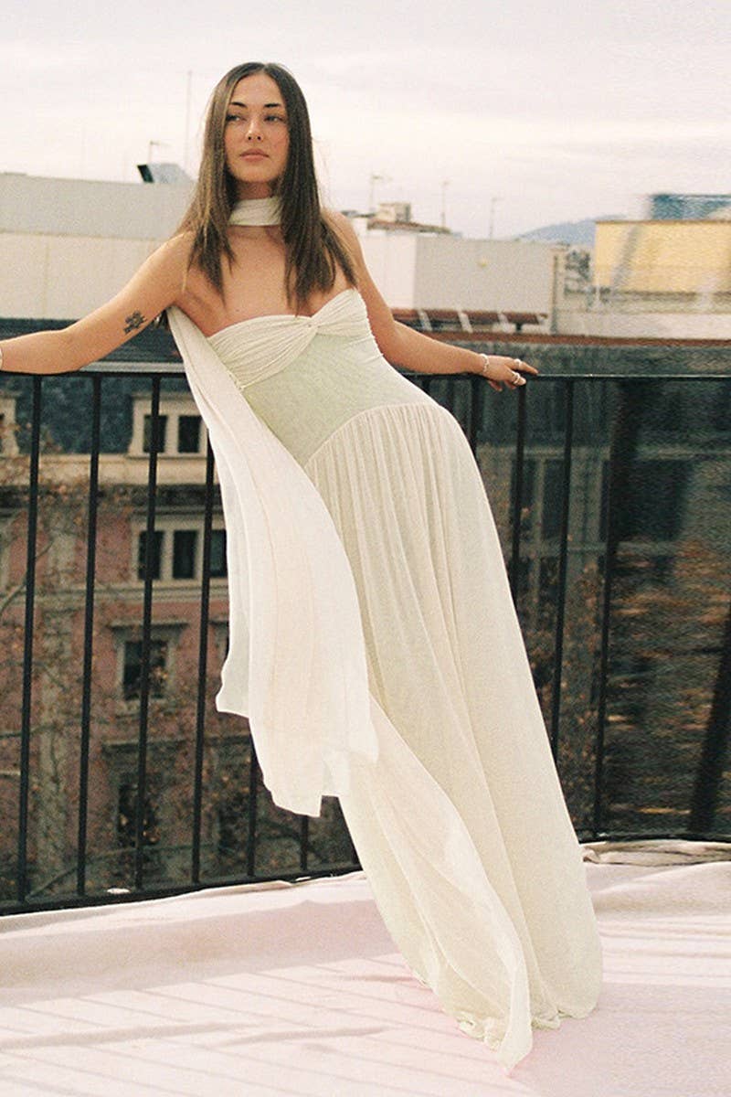 CWDMD5102_STRAPLESS FLOWING TIE WAIST BODYCON MAXI DRESS