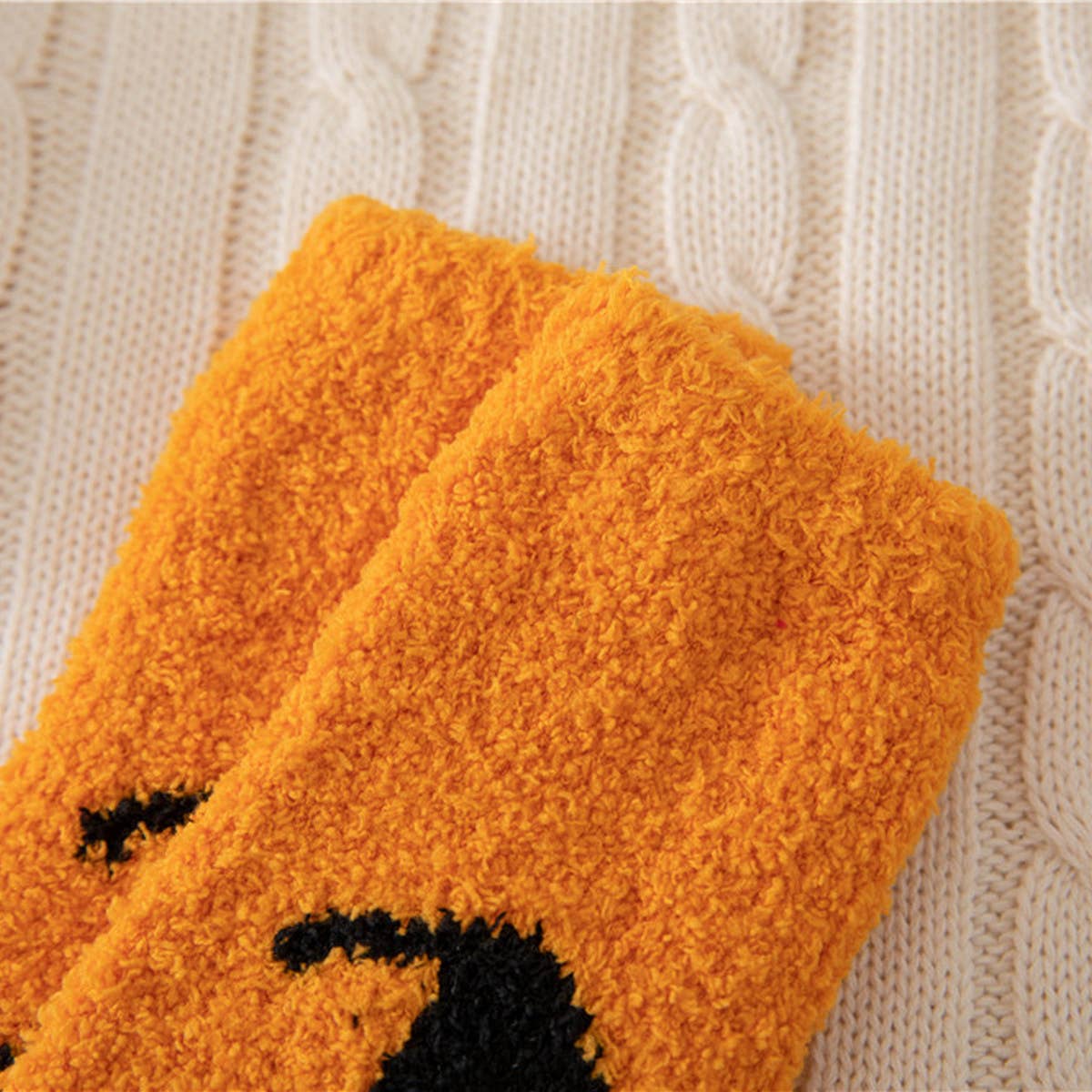 HALLOWEEN THICKENED CORAL FLEECE SOCKS