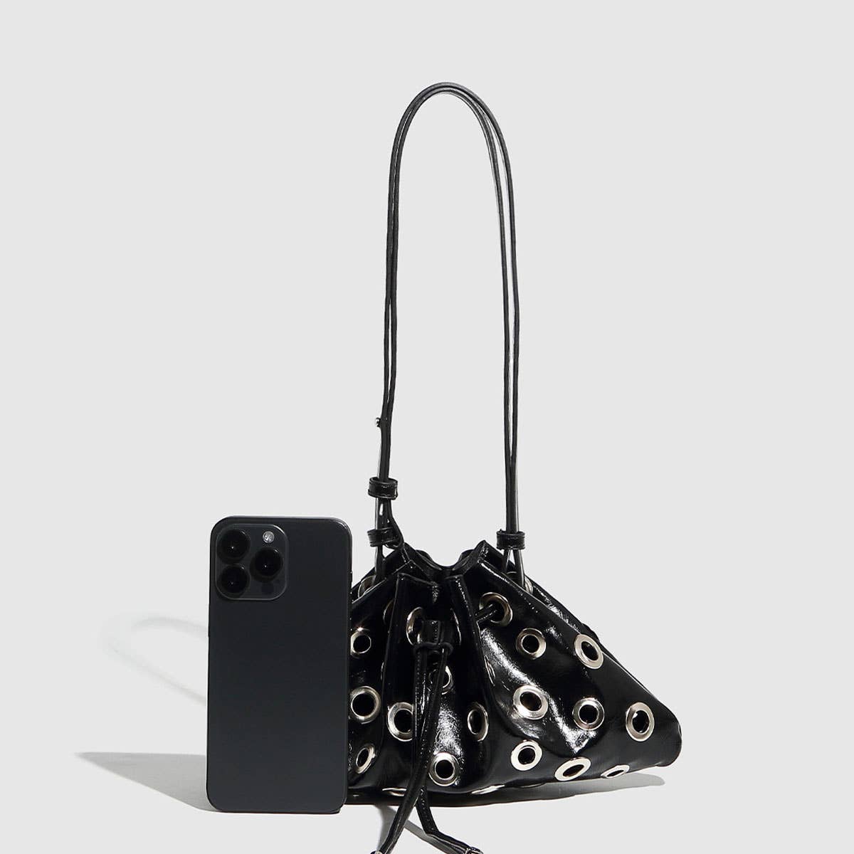 Metal Eyelet Bucket Bag with Rivets for Women_CWAB5682