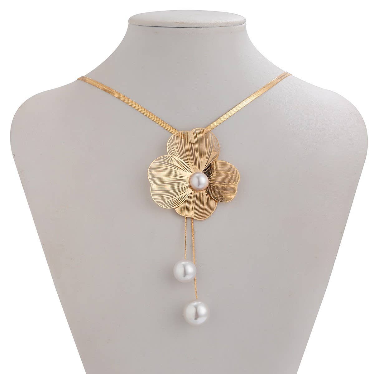 TEXTURED FLOWER SWEET COOL NECKLACE EARRING SET