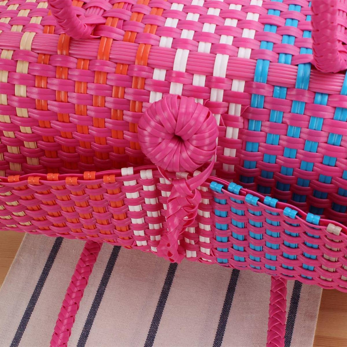 FRESH CONTRASTING COLOR HANDWOVEN BAG_CWAB2111