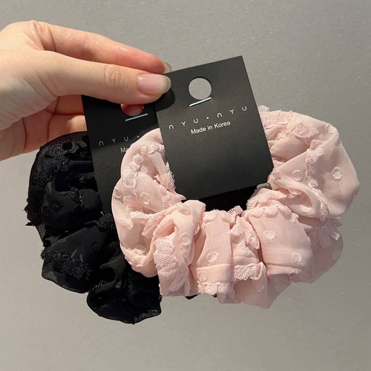SWEET, STYLISH AND FRESH HAIR SCRUNCHIES_CWAHA1728
