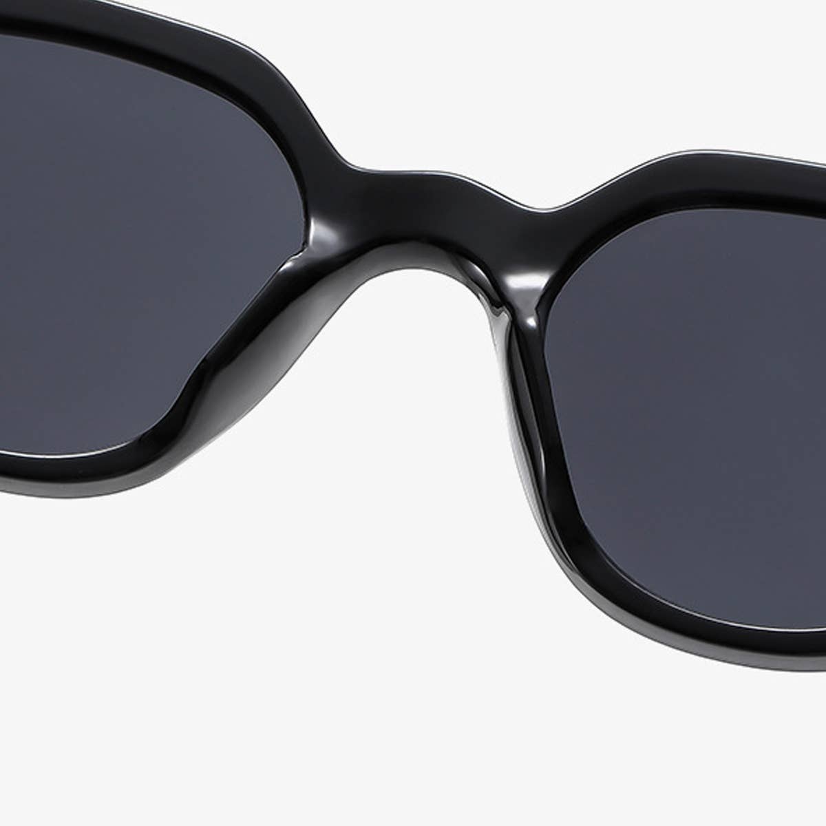 FASHIONABLE OVAL LEOPARD PRINT SUNGLASSES