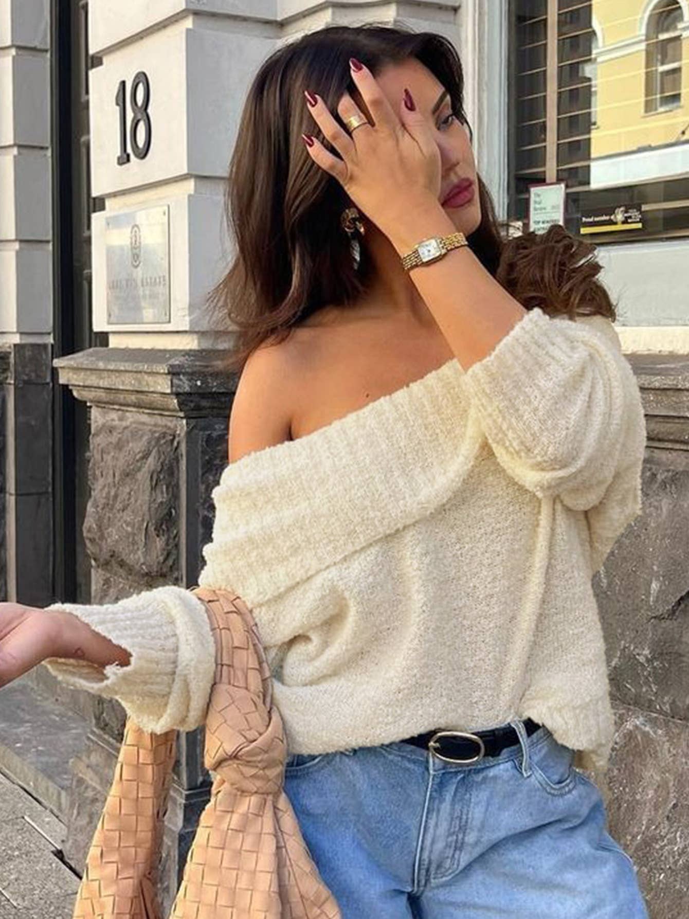 SLOUCHY OFF-THE-SHOULDER SOLID COLOR KNIT