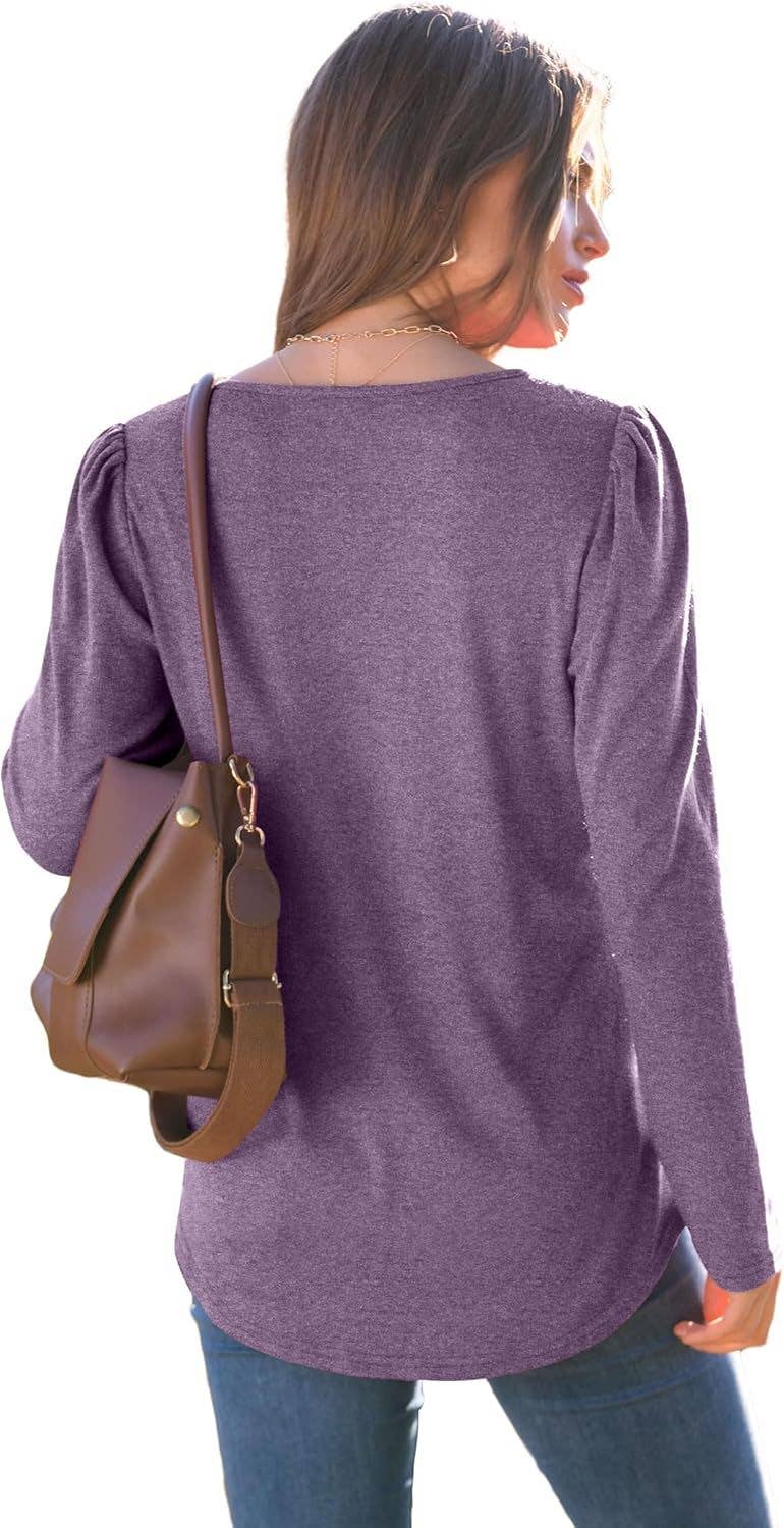 WEAR A SOLID COLOR CREW NECK LONG SLEEVE T-SHIRT