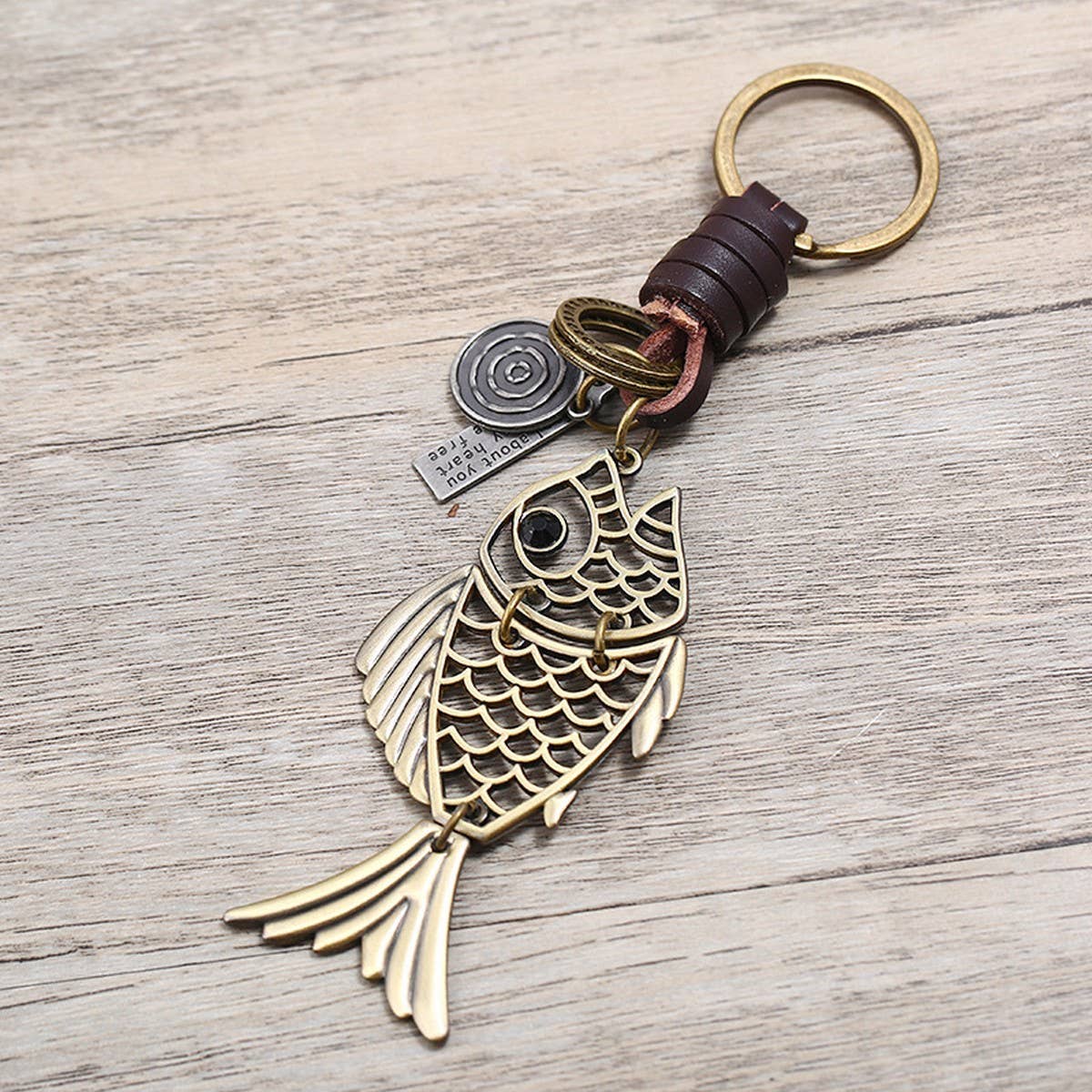 PUNK HAND-WOVEN ALLOY FISH CAR KEYCHAIN_CWMM4781