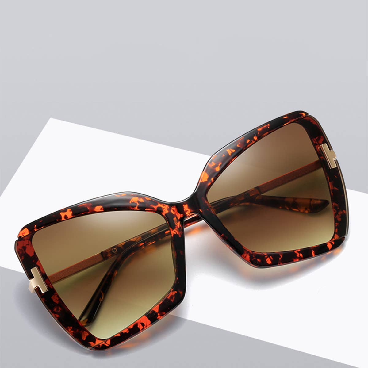 NEW BUTTERFLY FRAME VERSATILE SUNGLASSES