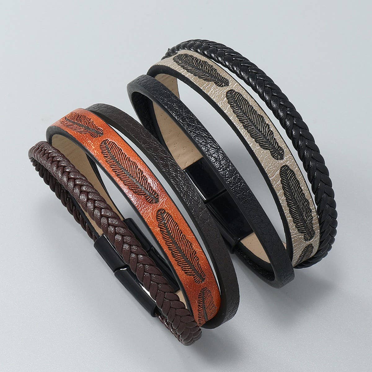 SIMPLE MULTI-LAYERED HAND-WOVEN LEATHER BRACELET_CWMM4527