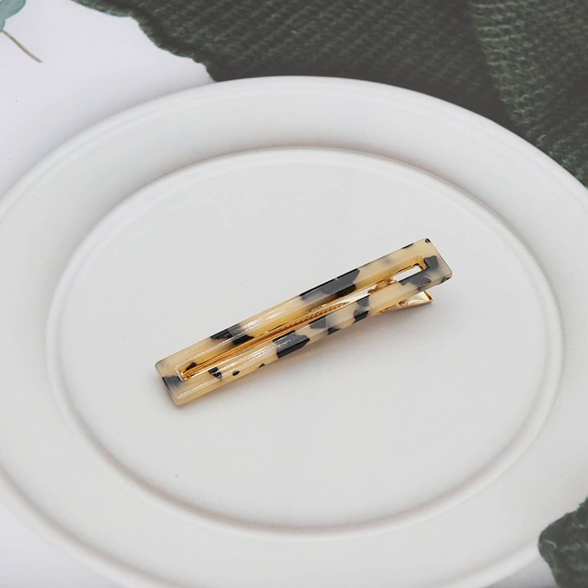 Acetate Hollow Square Hair Clip, Duckbill Bang Pin_CWAHA2624