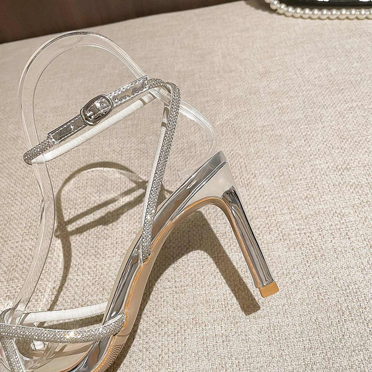 CRYSTAL TRANSPARENT HIGH HEELS SANDALS