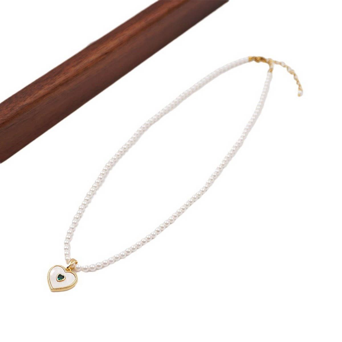 HEART PENDANT FRENCH VINTAGE PEARL NECKLACE