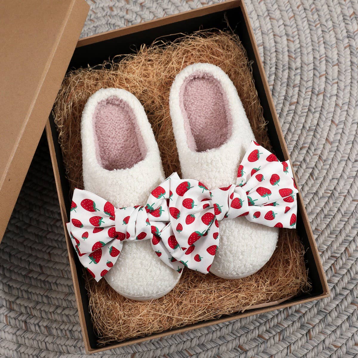 Strawberry Bow Slippers Thick Fuzzy Home Shoes_CWSHF00213