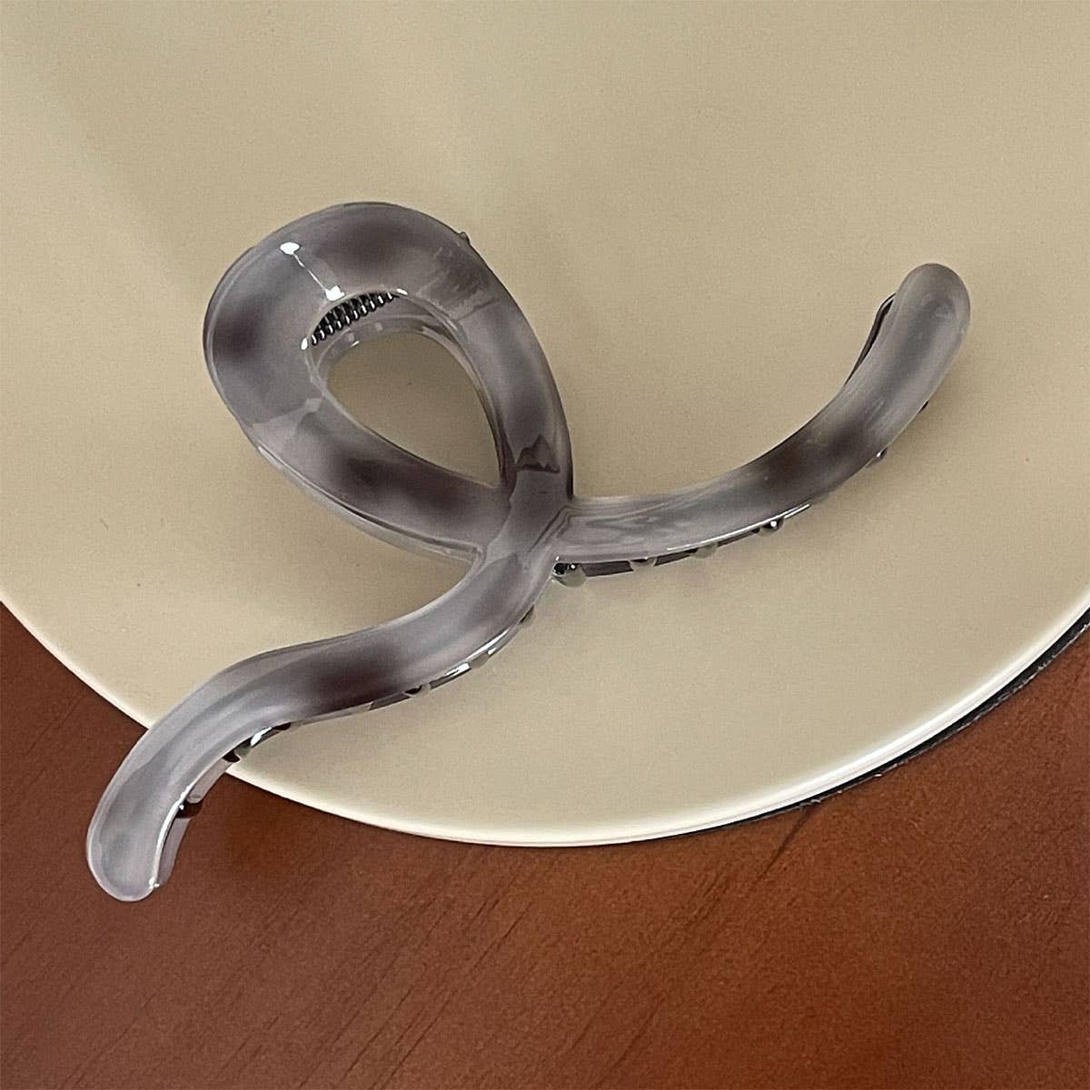 Acetate Metal Hair Claw for Thick Hair, Firm Grip_CWAHA0451