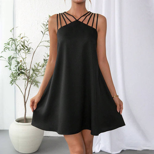 Sleeveless, loose and stylish short dress