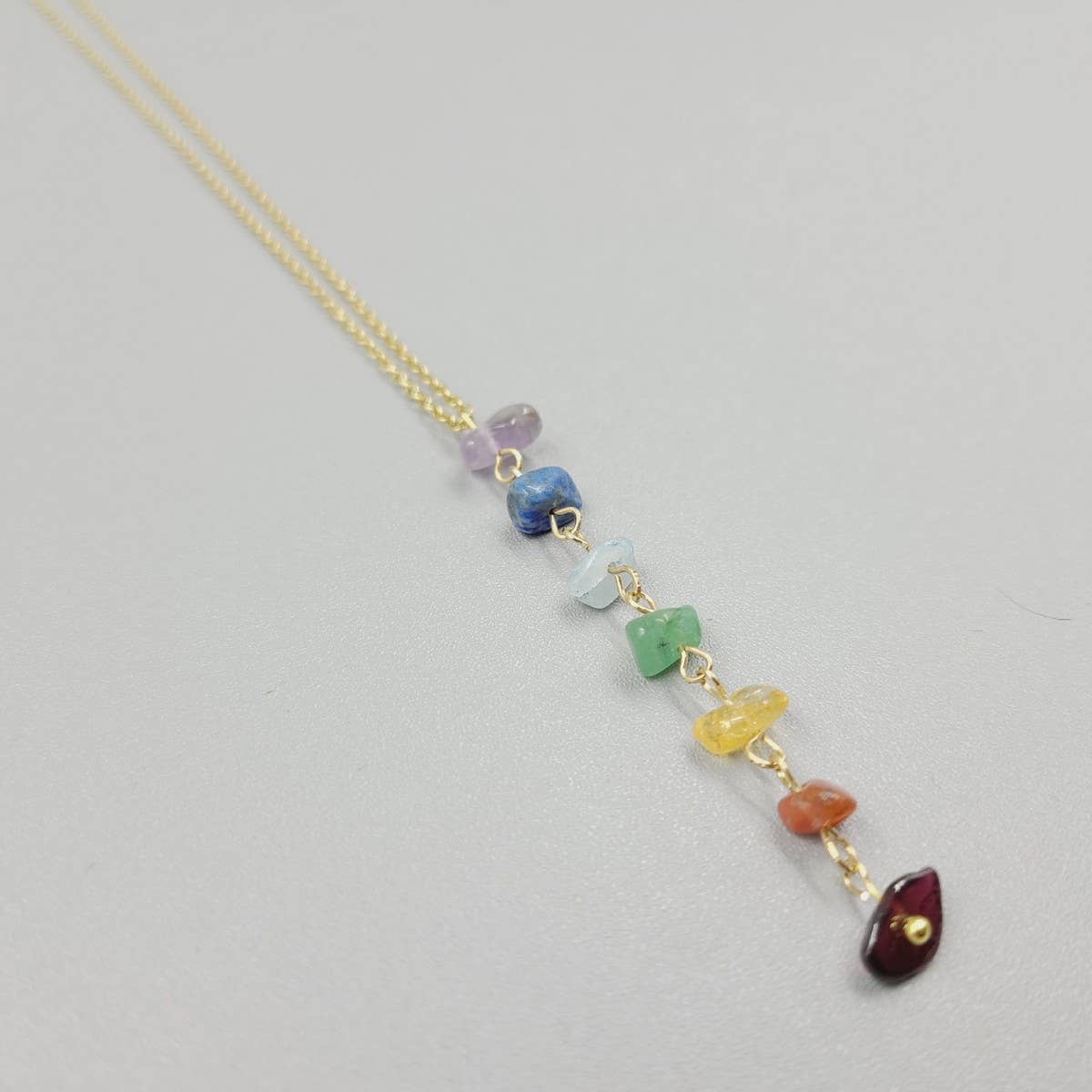 NATURAL CRYSTAL COLORED NECKLACE