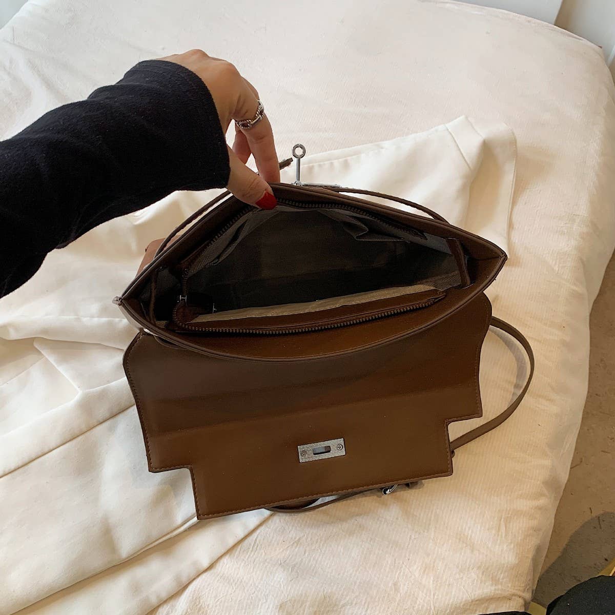 VINTAGE CASUAL PU LEATHER BACKPACK FOR WOMENS_CWAB1789